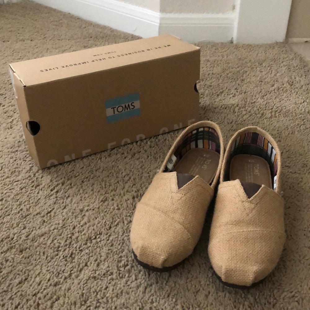 natural burlap TOMS! - SOLD